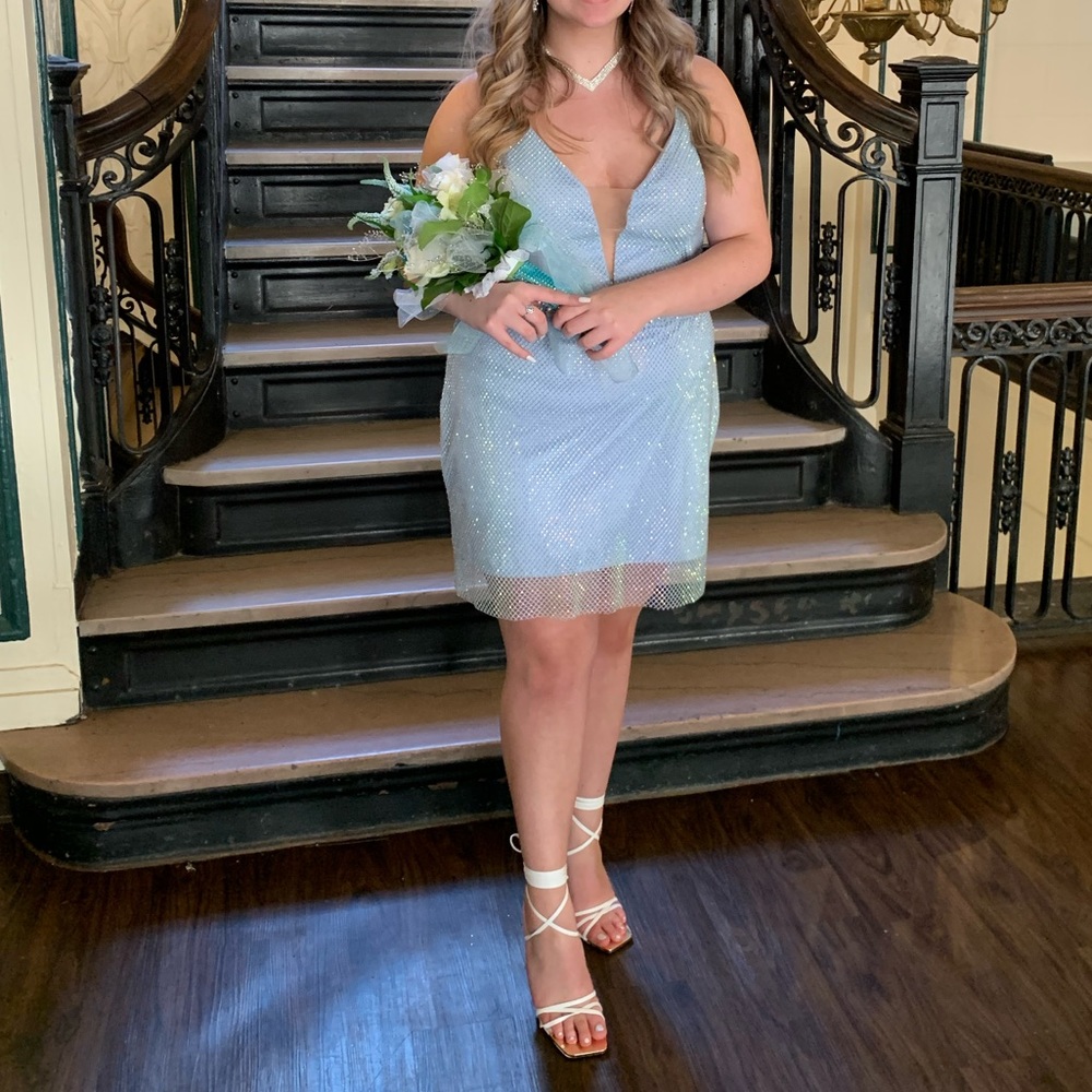 Size 18, light blue, Alyce Paris cocktail homecoming prom dress